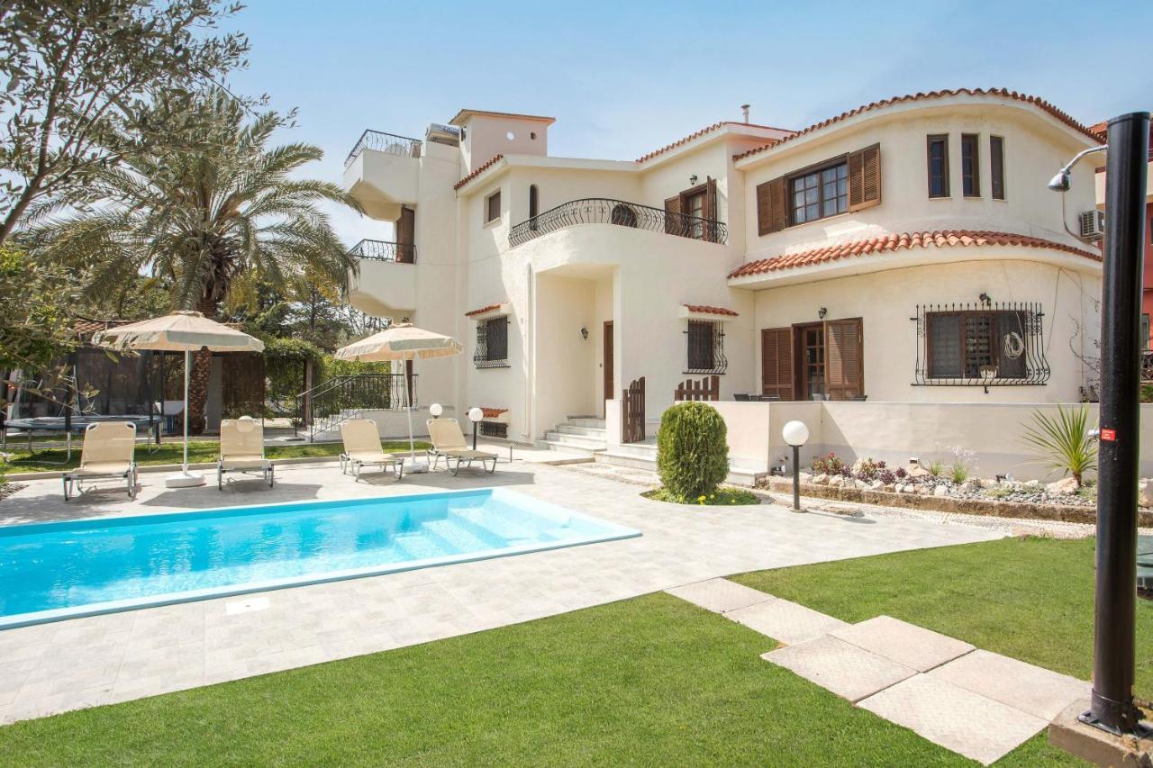 Hriska Luxury Villa إكْسِيا المظهر الخارجي الصورة