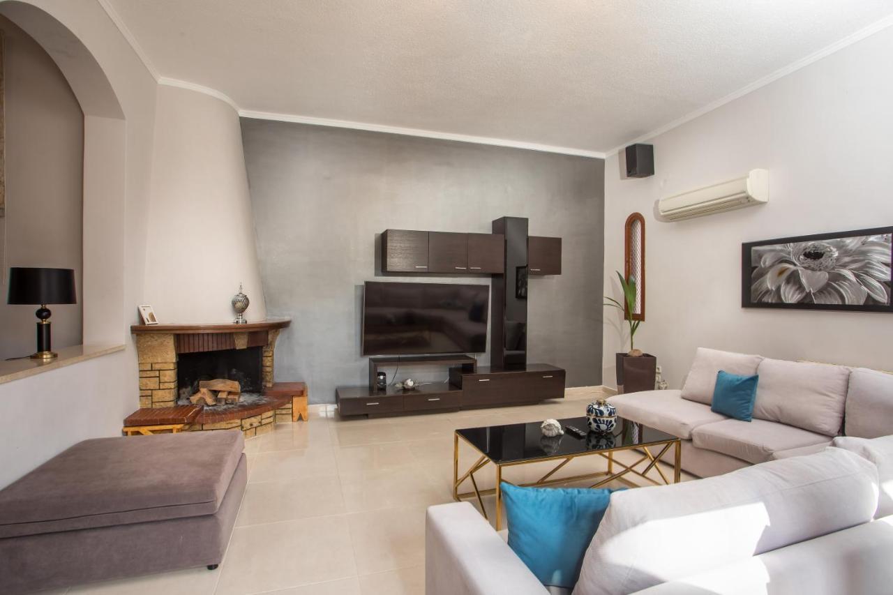 Hriska Luxury Villa إكْسِيا المظهر الخارجي الصورة